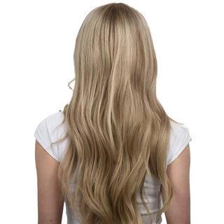 Amy Beachblonde Balayage
