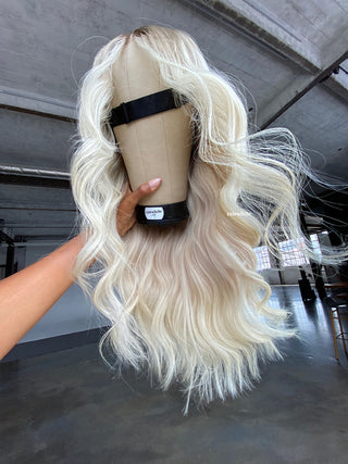 Elsie Platinblond Atelier