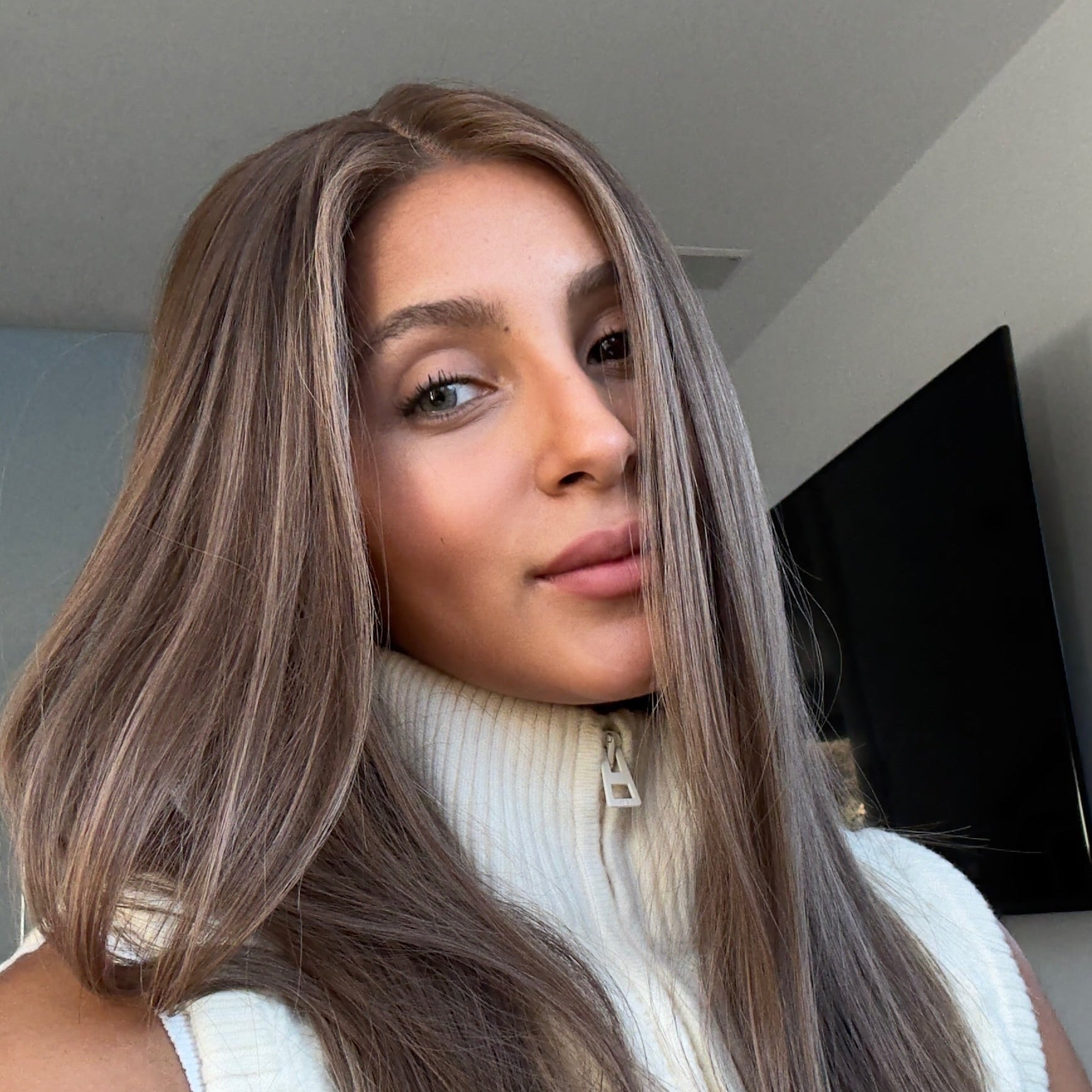 Leandra Dark Blonde Balayage Atelier