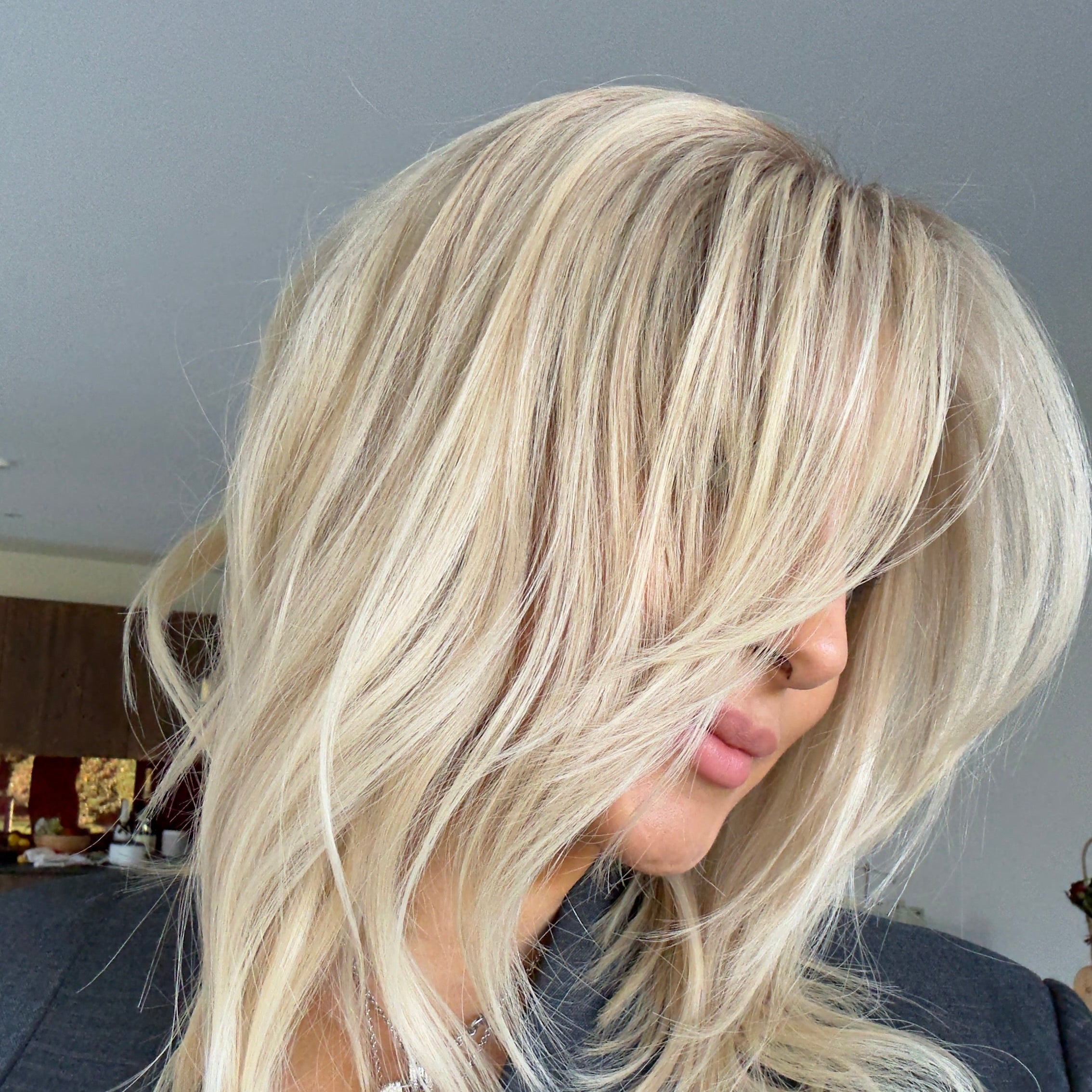 Samantha Layered Light Blonde Atelier
