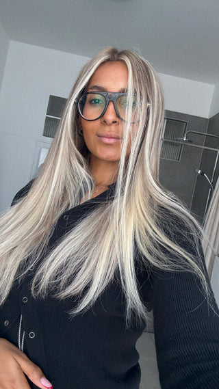 Sassy Lightblonde Balayage Atelier