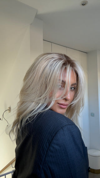 Samantha Layered Light Blonde Atelier