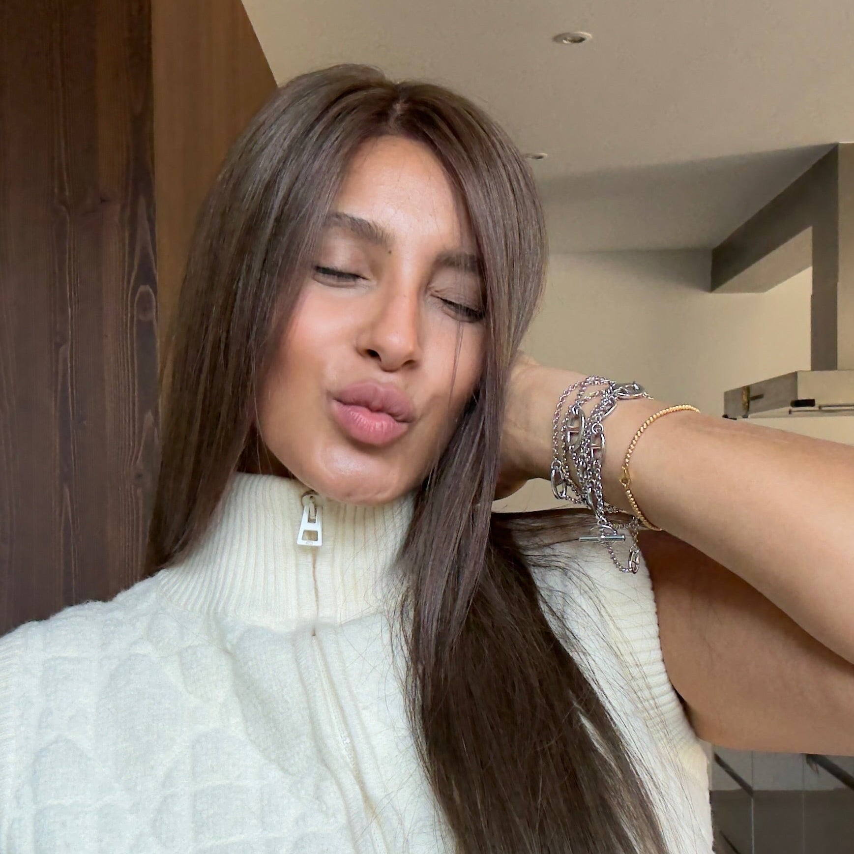 Newbie Cool Light Brunette Atelier