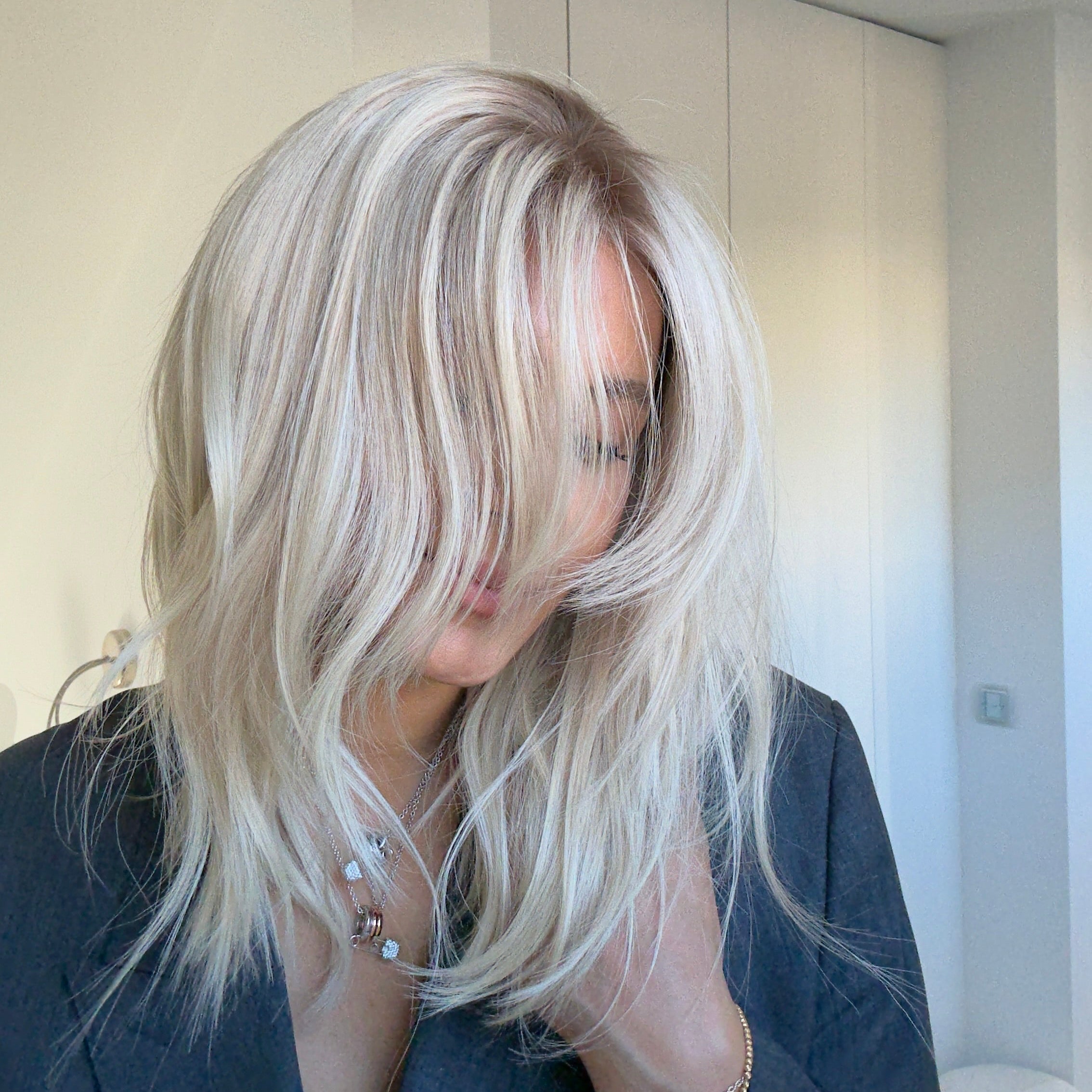Samantha Layered Light Blonde Atelier