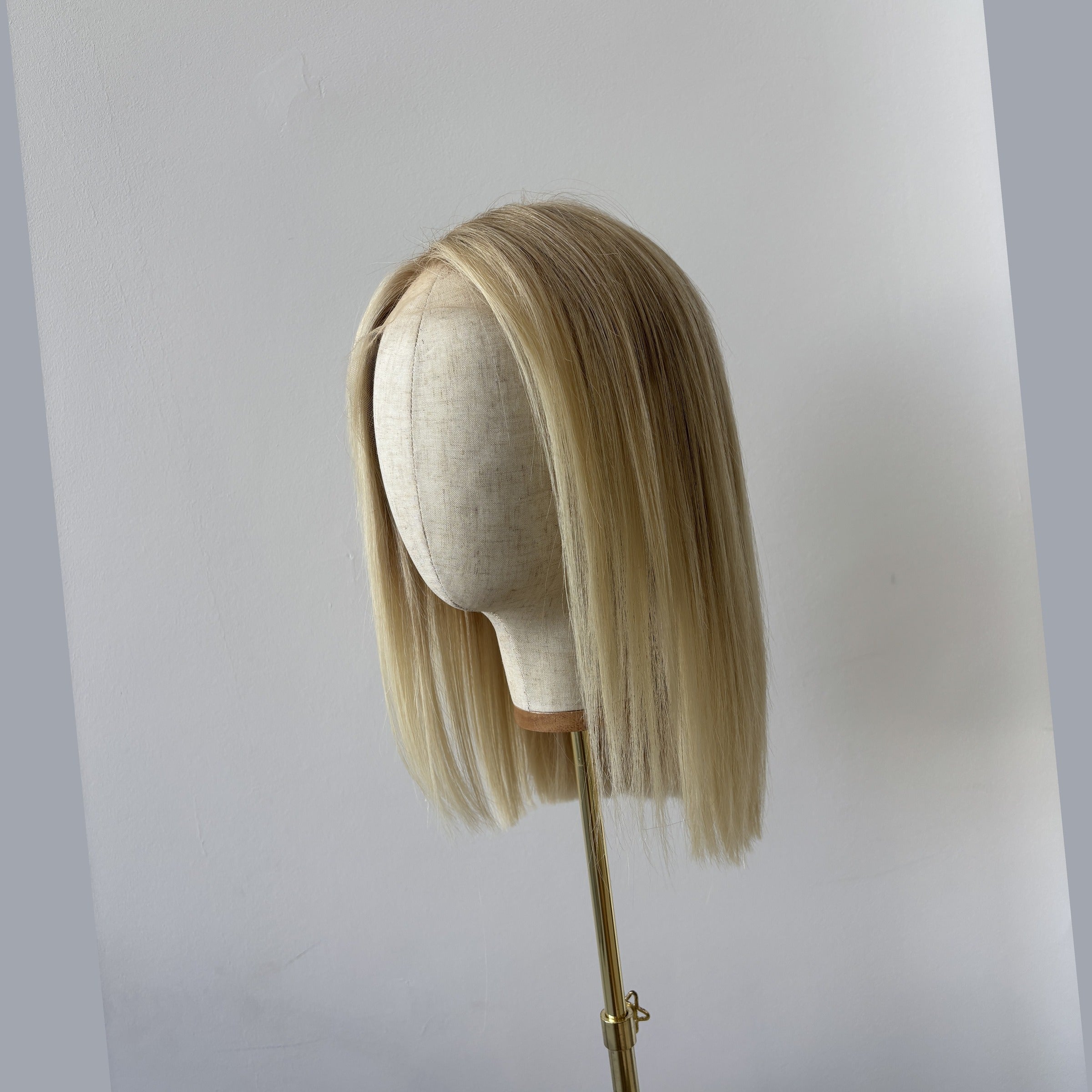 Bob Kissme | Echthaarperücke | Hellblond | Extraliebe