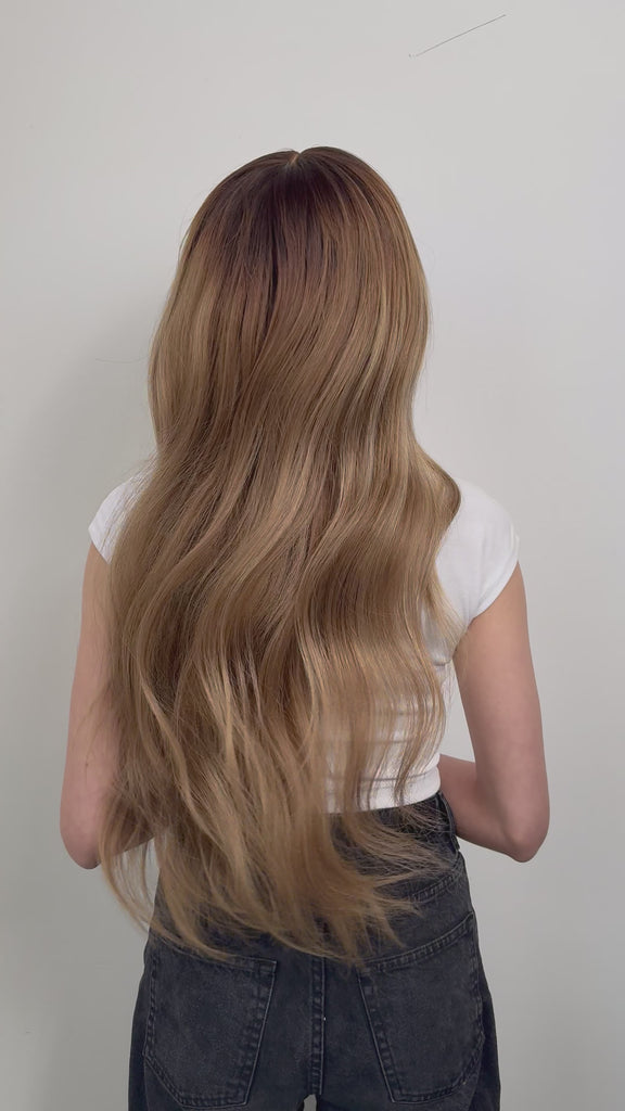 Stella Dark Blonde Balayage
