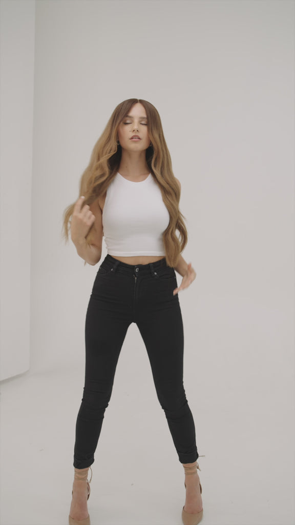 Hazel Nussbraun Balayage Atelier